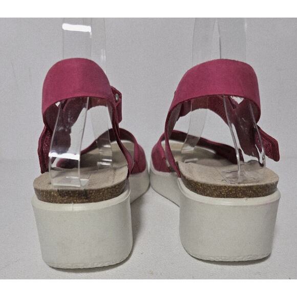 ECCO Flowt Women's Nubuck Flat Sandals Magenta Size EU 41/US 10-10.5 - Picture 6 of 10
